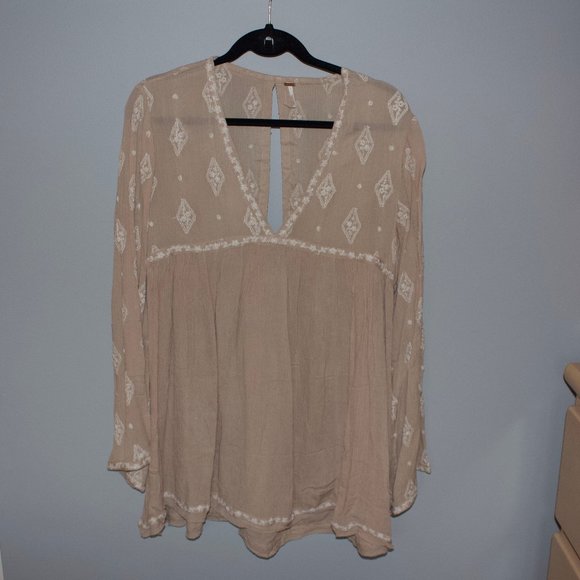 Free People Tops - Free People Embroidered Diamond Tunic Beige